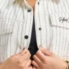 Camicia da donna in denim a pantaloncini con maniche corte Camicia da donna in denim a pantaloncini con maniche corte