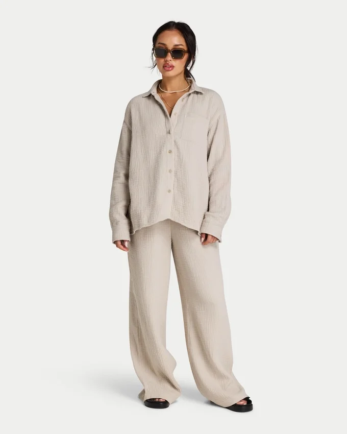 Camicia da resort a maniche lunghe da donna Camicia da resort a maniche lunghe da donna