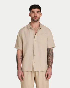 Camicia da uomo a maniche corte in lino con pantaloncini