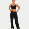 Crop top essenziale da donna – nero Crop top essenziale da donna – nero