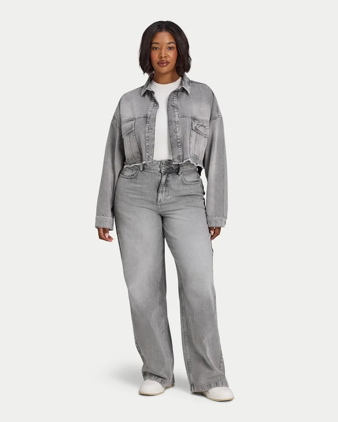 Giacca in denim corta da donna Giacca in denim corta da donna