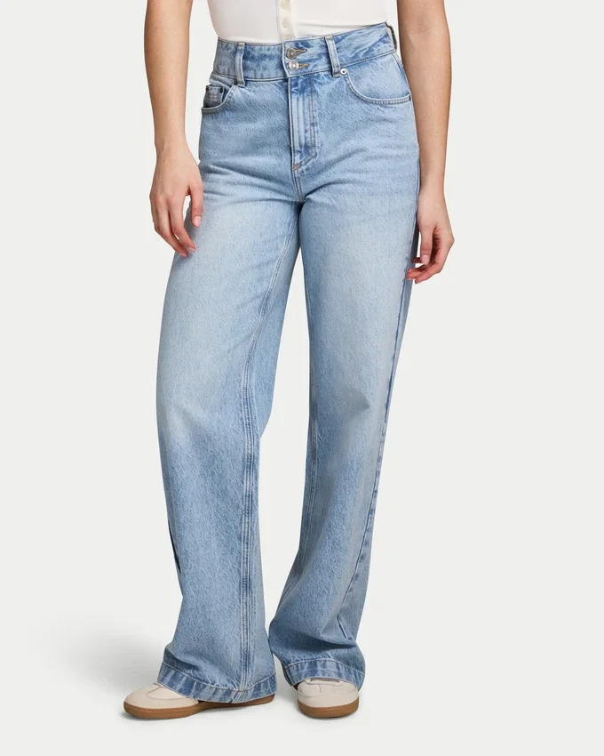Jeans da donna a gamba dritta Jeans da donna a gamba dritta