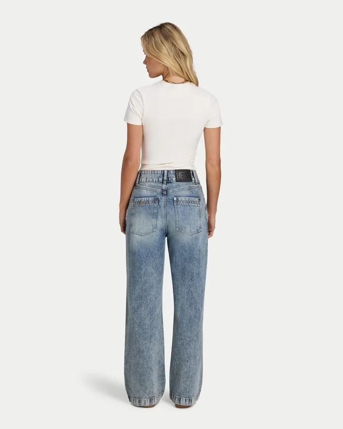 Jeans da donna a gamba dritta Jeans da donna a gamba dritta