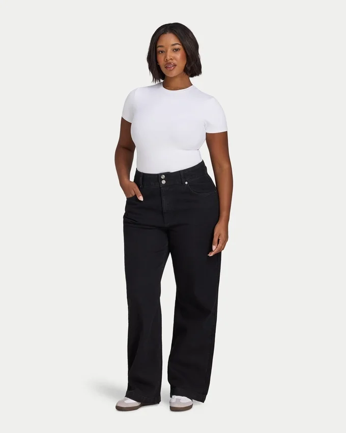 Jeans da donna a gamba dritta Jeans da donna a gamba dritta