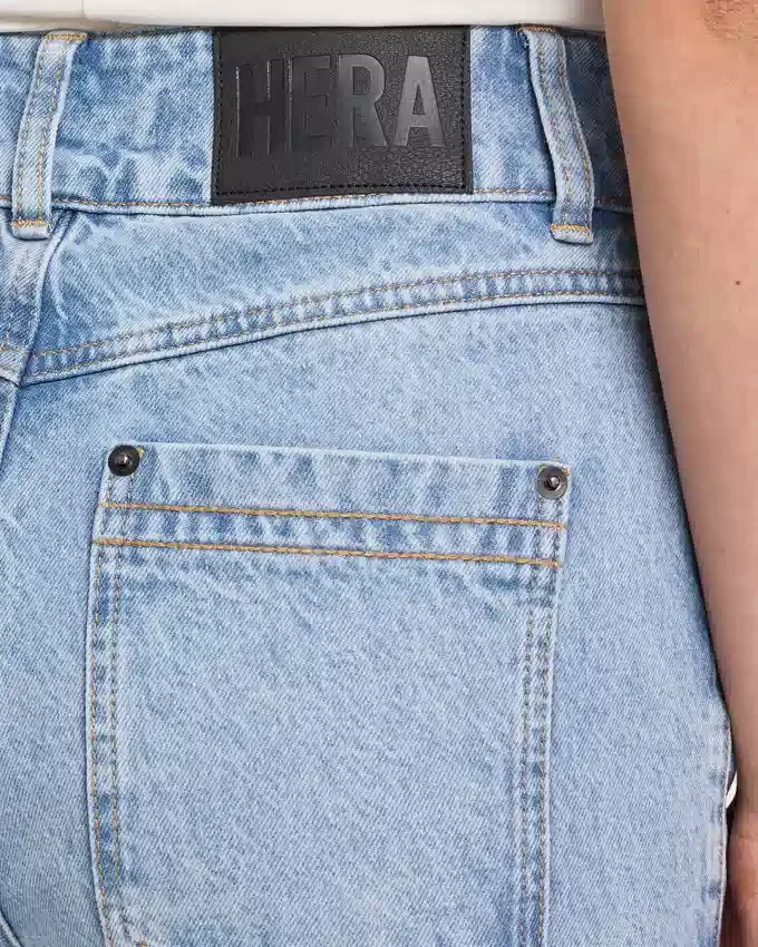 Jeans da donna a gamba dritta Jeans da donna a gamba dritta