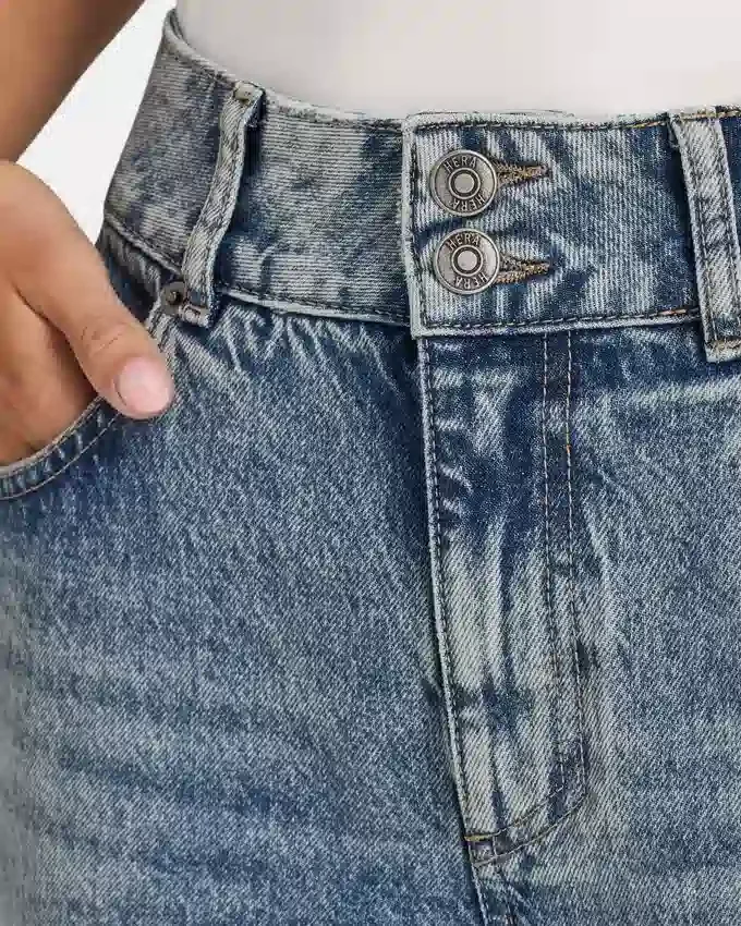 Jeans da donna a gamba dritta Jeans da donna a gamba dritta