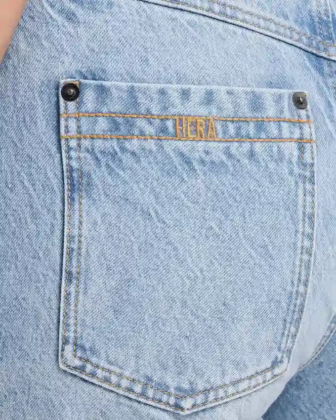 Jeans da donna a gamba dritta Jeans da donna a gamba dritta