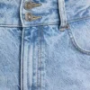 Jeans da donna a gamba dritta Jeans da donna a gamba dritta
