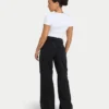 Jeans da donna larghi – neri Jeans da donna larghi – neri