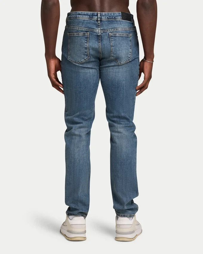 Jeans da uomo in Denim dal taglio morbido – lavaggio medio Jeans da uomo in Denim dal taglio morbido – lavaggio medio