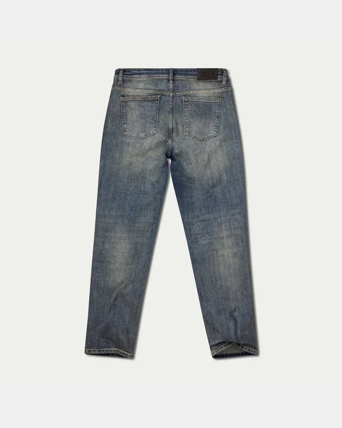 Jeans da uomo in Denim dal taglio morbido – lavaggio medio Jeans da uomo in Denim dal taglio morbido – lavaggio medio