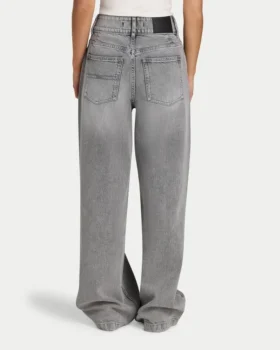 Jeans larghi da donna