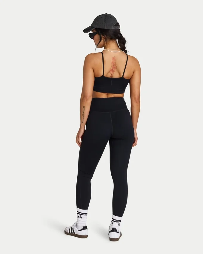 Leggings essenziali da donna – neri Leggings essenziali da donna – neri