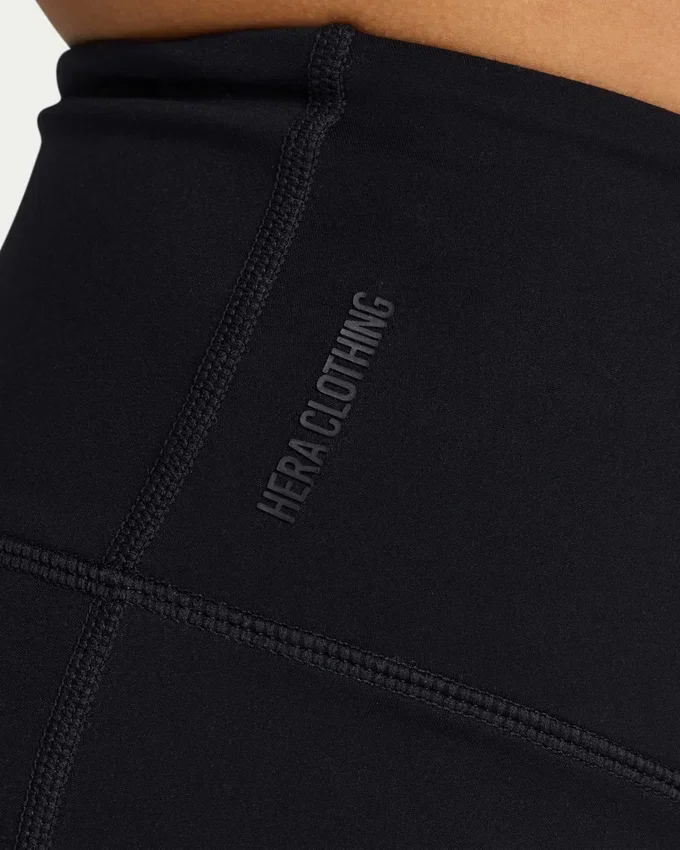 Leggings essenziali da donna – neri Leggings essenziali da donna – neri