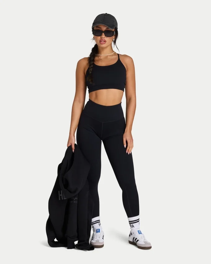 Leggings essenziali da donna – neri Leggings essenziali da donna – neri