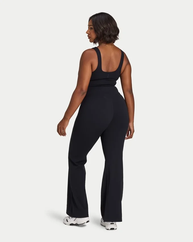 Leggings svasati da donna Essentials Leggings svasati da donna Essentials