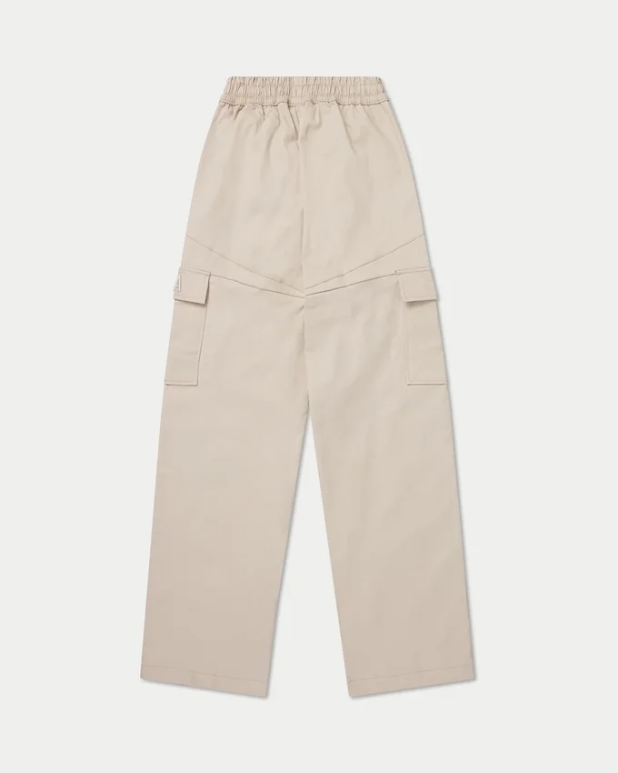 Pantaloni cargo da donna – color avena Pantaloni cargo da donna – color avena