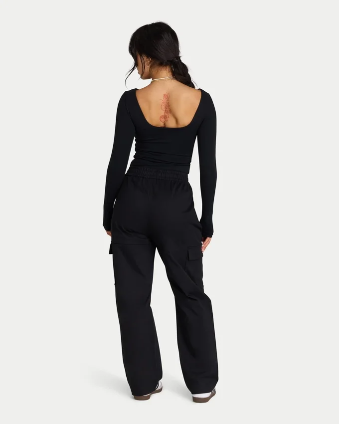Pantaloni cargo da donna – neri Pantaloni cargo da donna – neri