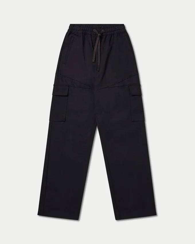 Pantaloni cargo da donna – neri Pantaloni cargo da donna – neri
