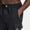 Pantaloni cargo da uomo dal taglio affusolato