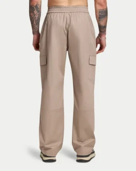 Pantaloni cargo da uomo dal taglio comodo