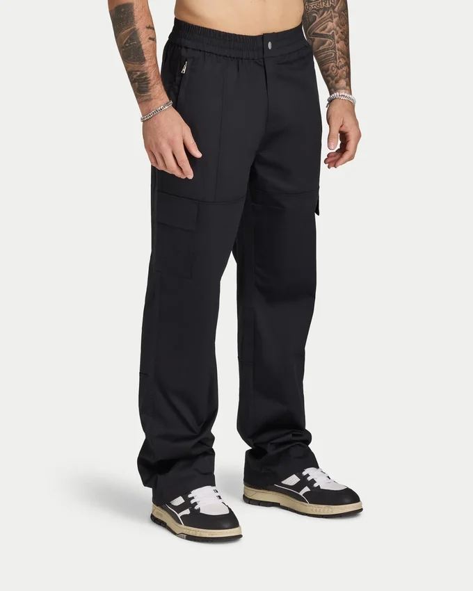 Pantaloni cargo da uomo dal taglio comodo Pantaloni cargo da uomo dal taglio comodo