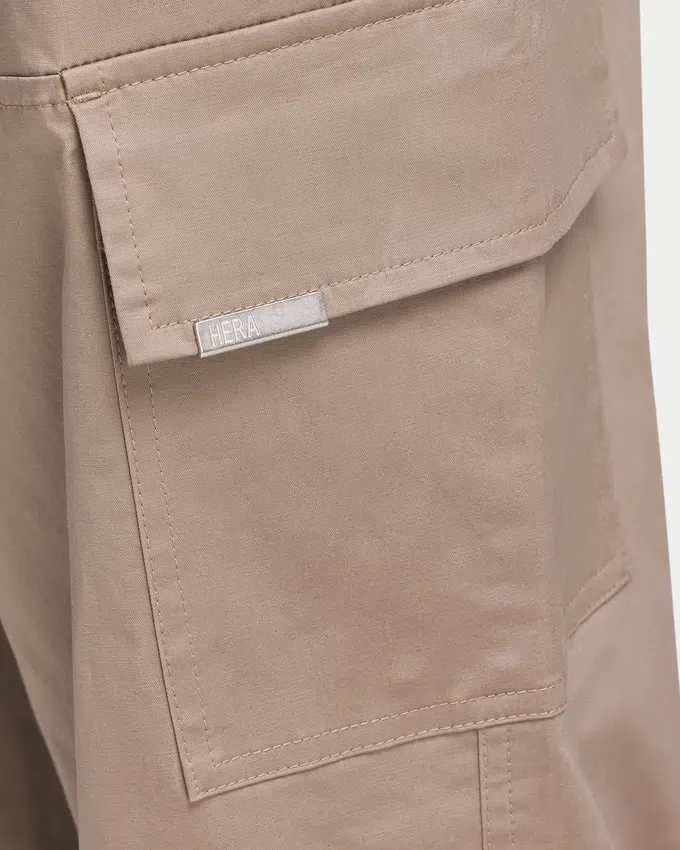 Pantaloni cargo da uomo dal taglio comodo Pantaloni cargo da uomo dal taglio comodo