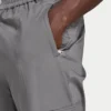 Pantaloni cargo da uomo dal taglio comodo Pantaloni cargo da uomo dal taglio comodo