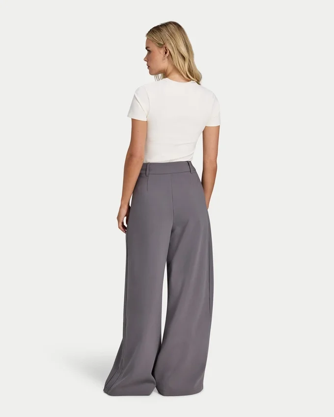 Pantaloni da donna Studio a gamba larga Pantaloni da donna Studio a gamba larga