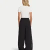 Pantaloni da donna Studio a gamba larga Pantaloni da donna Studio a gamba larga