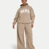 Pantaloni sportivi da donna a gamba larga – moka Pantaloni sportivi da donna a gamba larga – moka