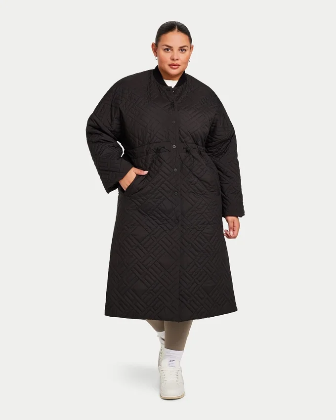 Piumino lungo da donna – nero Piumino lungo da donna – nero