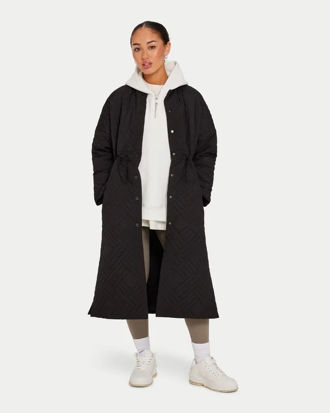 Piumino lungo da donna – nero Piumino lungo da donna – nero