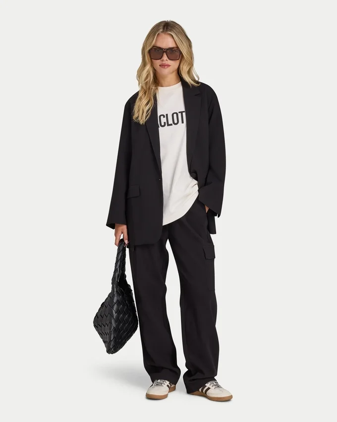 T-shirt da donna Studio Oversized T-shirt da donna Studio Oversized