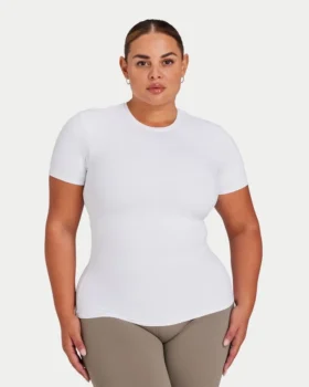 T-shirt essenziale da donna – bianca