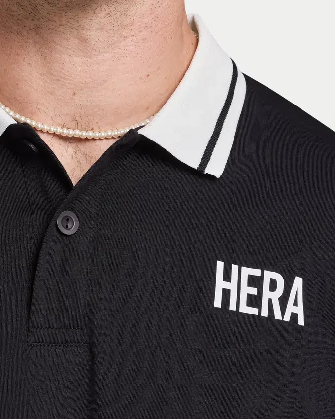T-shirt polo oversize, un capo essenziale per l’uomo T-shirt polo oversize, un capo essenziale per l’uomo