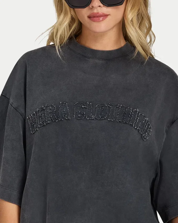 T-shirt Signature lavata da donna oversize T-shirt Signature lavata da donna oversize
