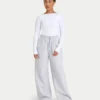 Top da donna essenziale a maniche lunghe dual wear – bianco Top da donna essenziale a maniche lunghe dual wear – bianco