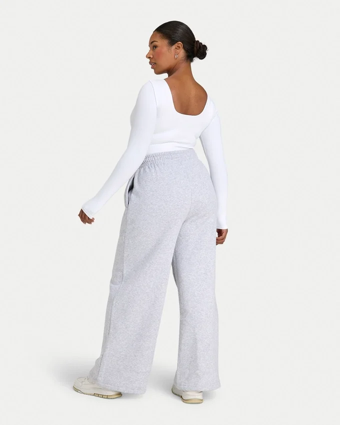 Top da donna essenziale a maniche lunghe dual wear – bianco Top da donna essenziale a maniche lunghe dual wear – bianco