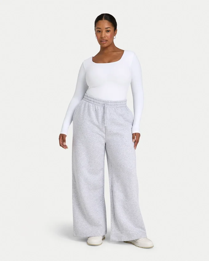 Top da donna essenziale a maniche lunghe dual wear – bianco Top da donna essenziale a maniche lunghe dual wear – bianco