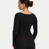 Top da donna essenziale a maniche lunghe dual wear – nero